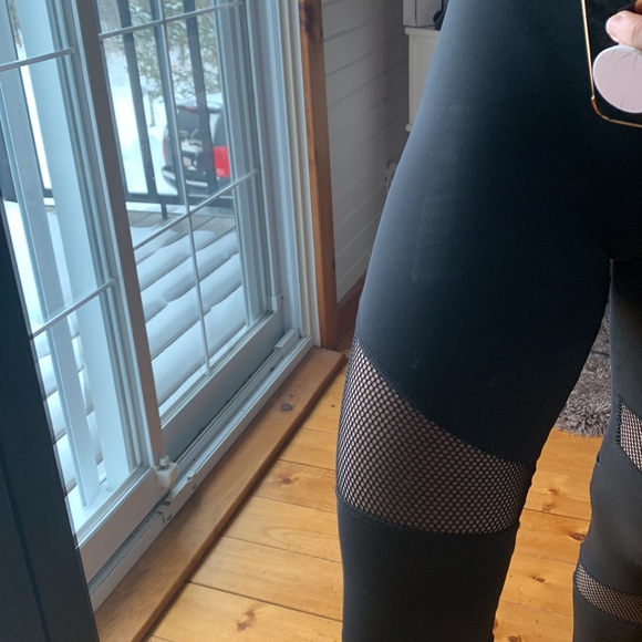 Forever 21 mesh leggings - Picture 4 of 4